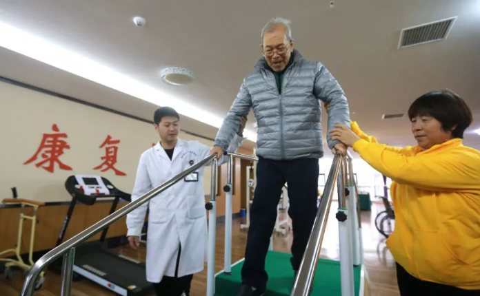 豪门国际
养老服务