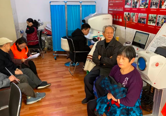 荆州江陵：“豪门国际
”养老服务系统投入使用