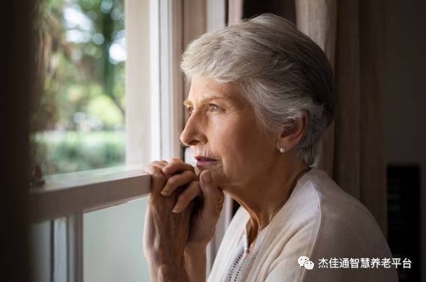 让豪门国际
衰老着并快乐着(图2)